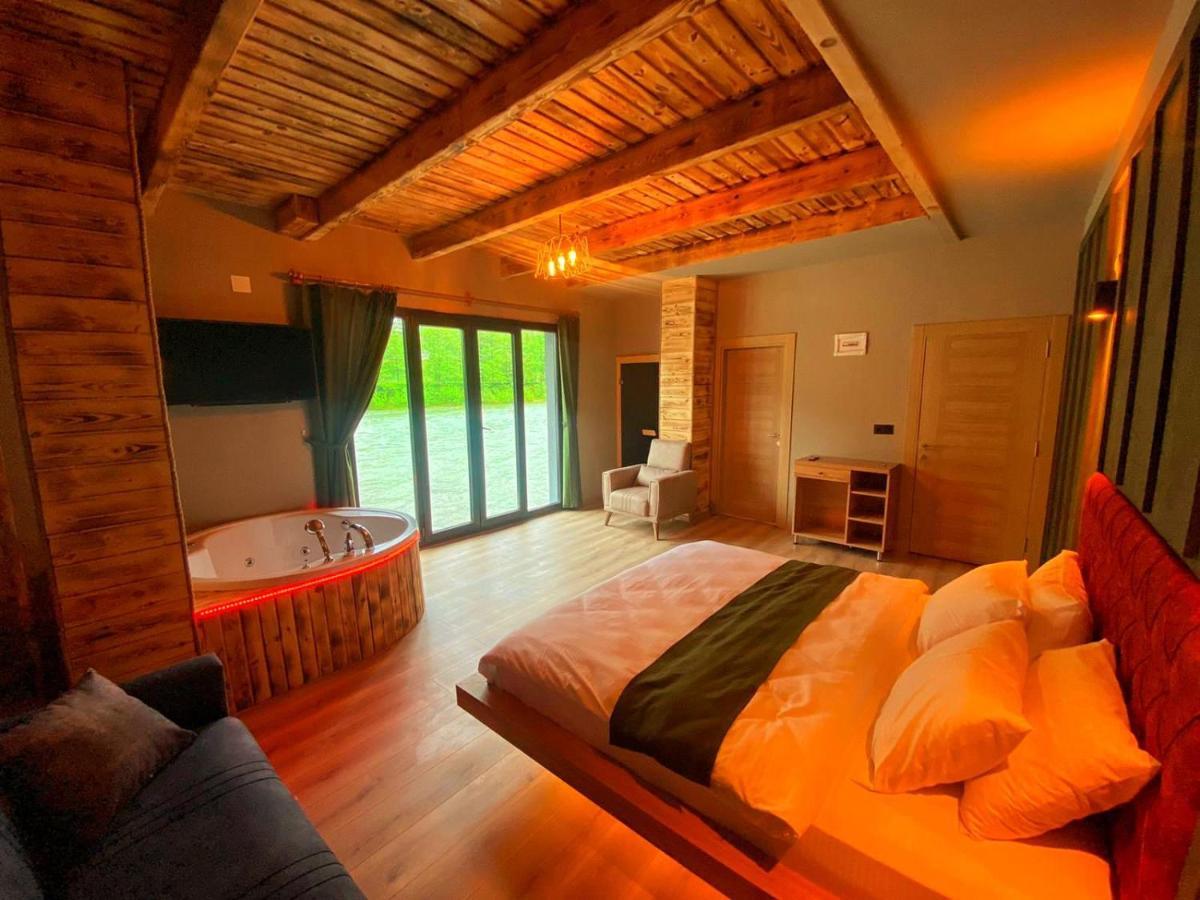 Heaven Vip Wooden Palace Bed & Breakfast Ardeşen Eksteriør bilde