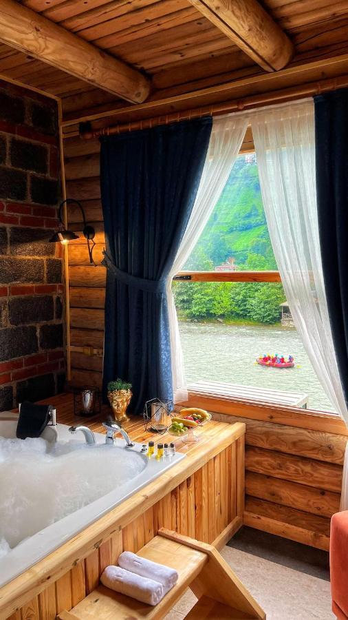 Heaven Vip Wooden Palace Bed & Breakfast Ardeşen Eksteriør bilde